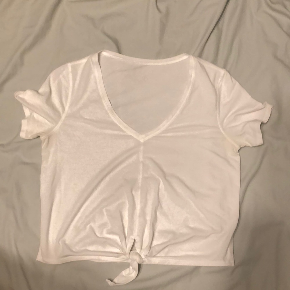 Lululemon crop top